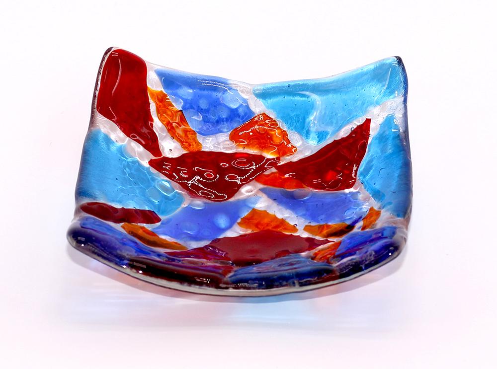 MULTI-COLOURED SEGMENTED DISH III DIS117