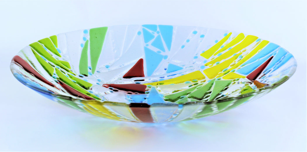 MULTI-COLOURED TRIANGULAR GRAPHIC BOL115