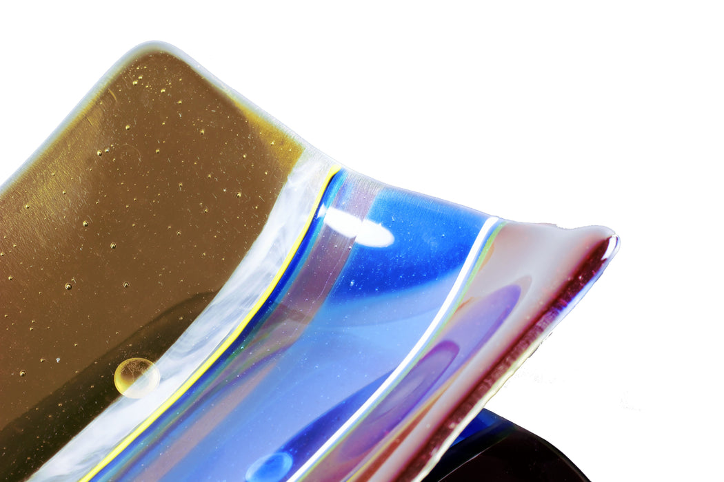 MULTI-STRIPED PANELED DISH DIM111