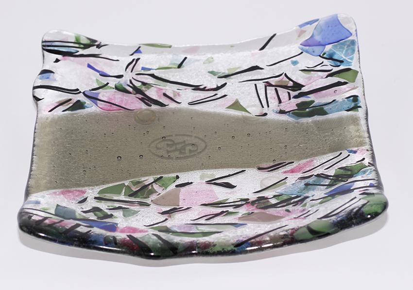 OLIVE RETRO WAVE PLATTER PLS302