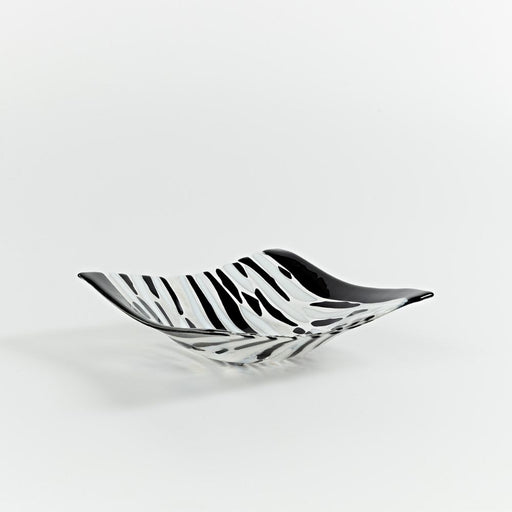 DIL103   Monochrome Fluid Square Bowl